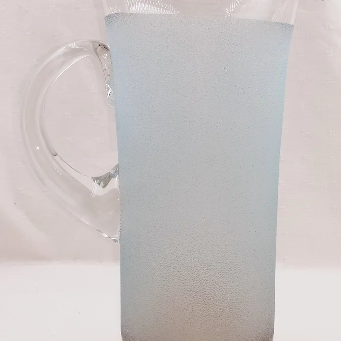 Pichet en verre givré avec dorures 1L5 7