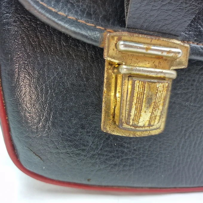 Ancienne petite sacoche / valise / valisette 13